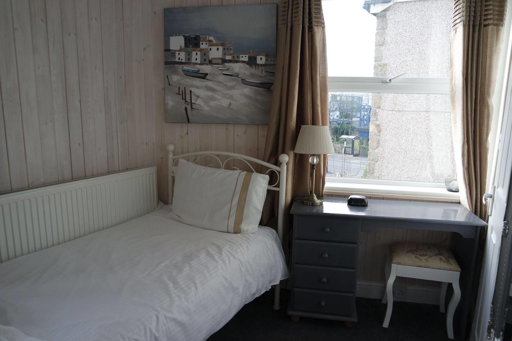 Duporth 4* Penzance